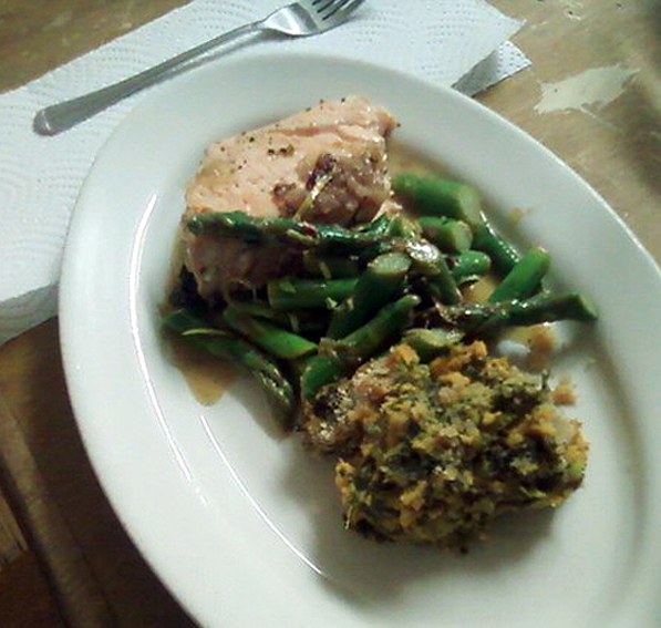 St. Patrick’s Day Dinner: Steamed Salmon, Sweet Potato Colcannon and Asparagus with Roasted Pistachios