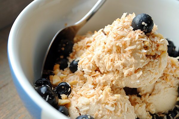 White Chocolate Peanut Butter and Yogurt Ice Cream with Crunchy Blueberry Topping
