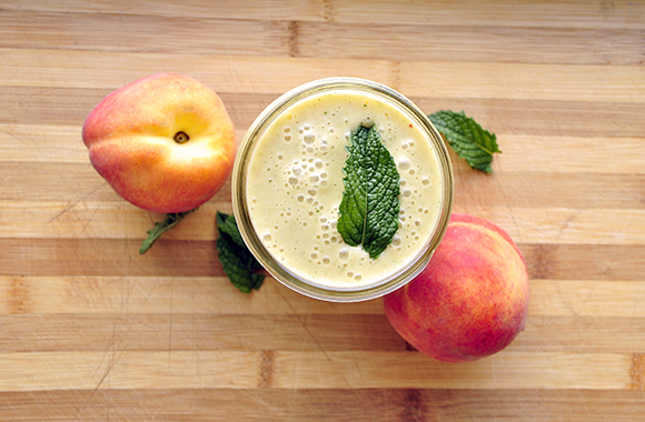 #SmoothieNumbers 19: Minty Peach Smoothie