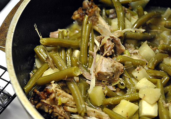 Slow-Simmered Green Beans and Turnips with Smoked Turkey